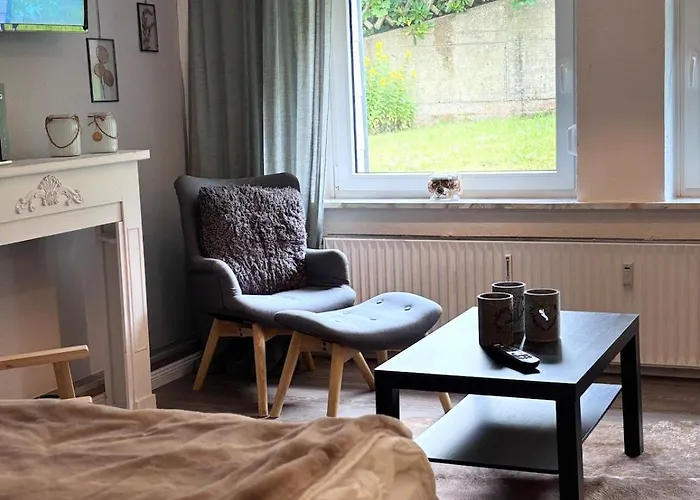 公寓 Sehr Komfortable Ferienwohnung Wlan Und Parkplaetze Kostenlos